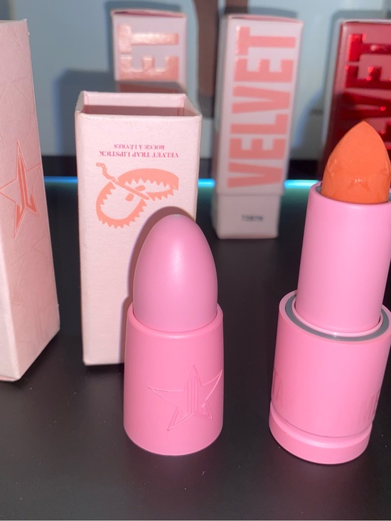 Jeffree Star Other - Jeffree Star Ranch Girl Velvet Lipstick - Light Pink